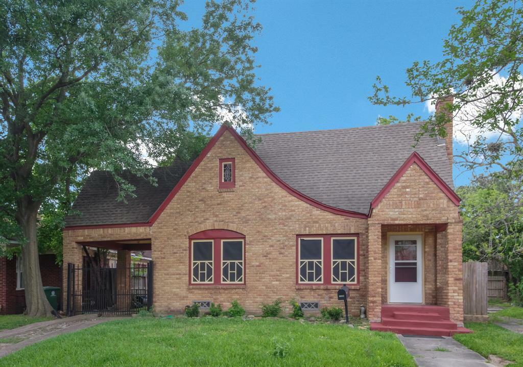Property Photo: 1134 Wyatt Street TX 77023