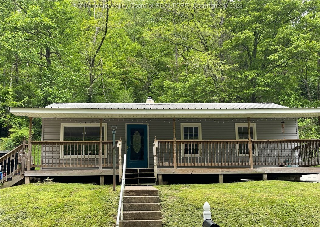 Property Photo:  109 Sunny Brook Drive  WV 25177 