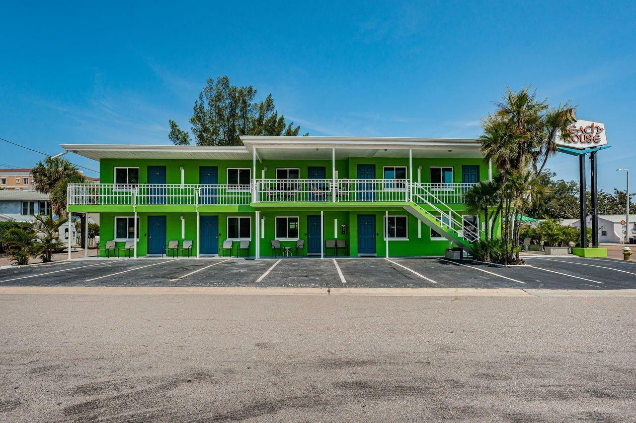 Property Photo: 12100 Gulf Boulevard FL 33706