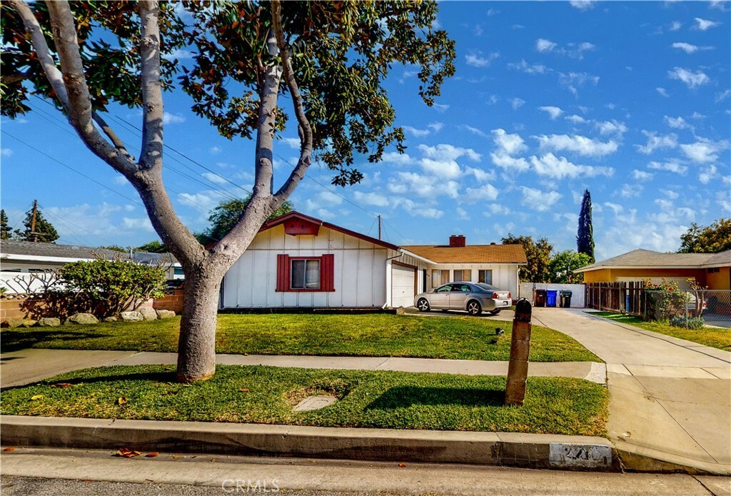 Property Photo:  226 E Fig Avenue  CA 91016 