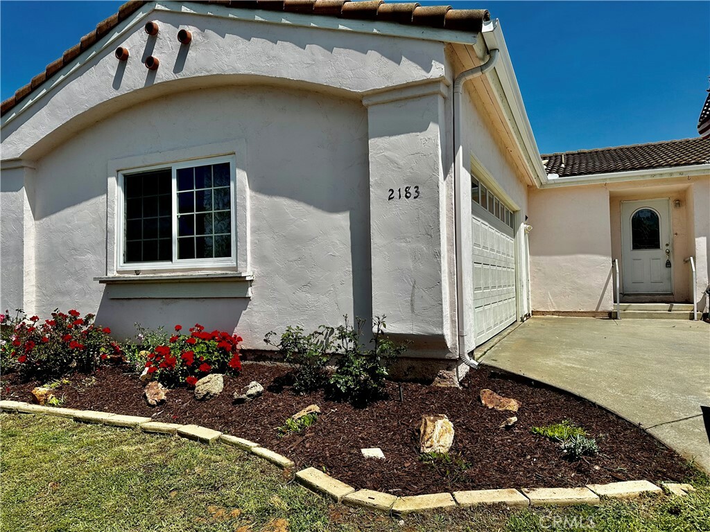 Property Photo:  2183 Savona Court  CA 92084 