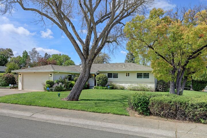 3931 Aberdeen Way  Sacramento CA 95821 photo