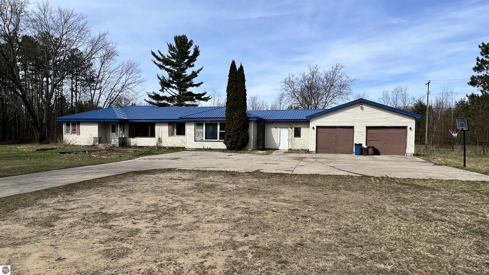 Property Photo:  3662 S 37 Road  MI 49601 