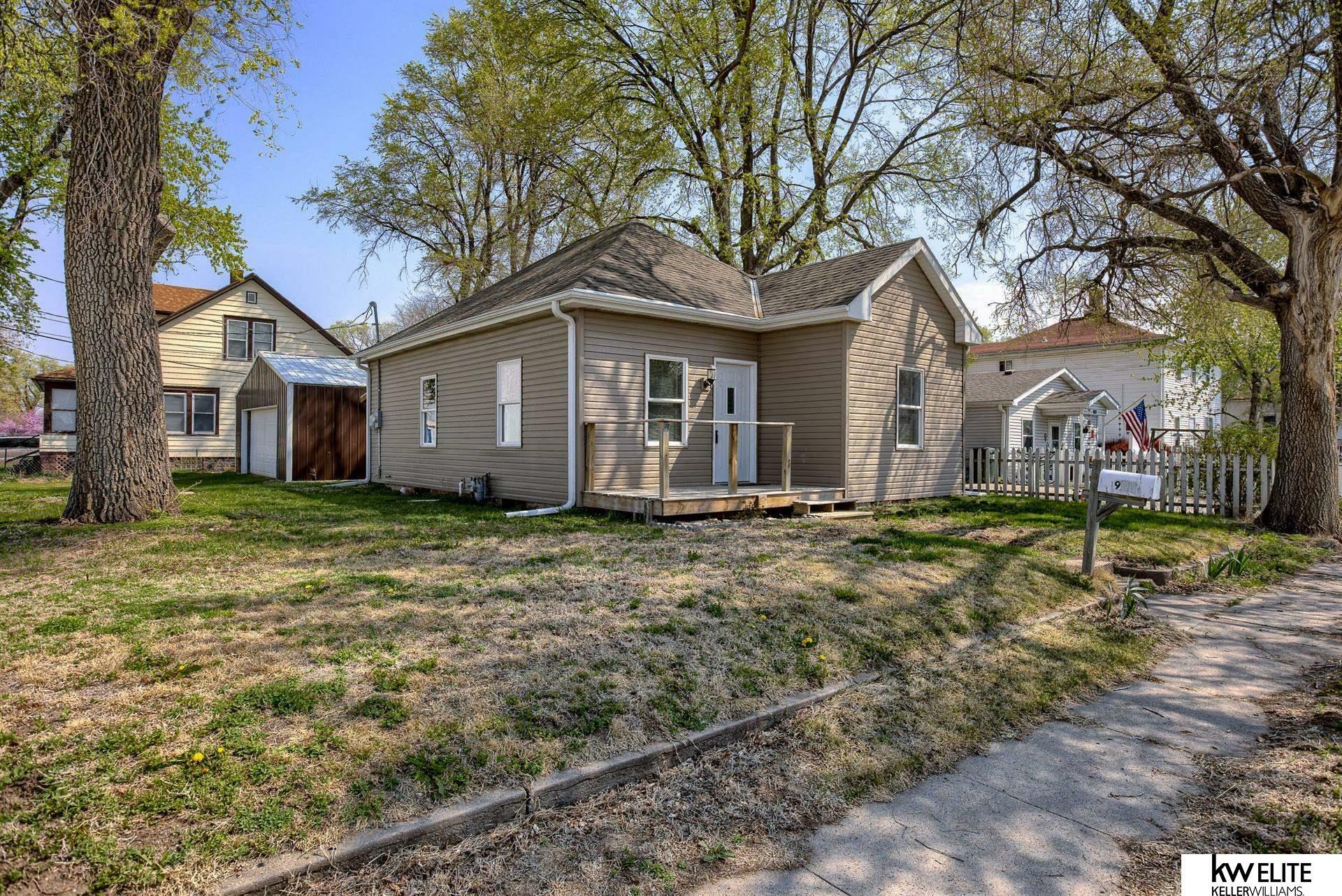 Property Photo:  926 Avenue C Avenue  IA 51503 