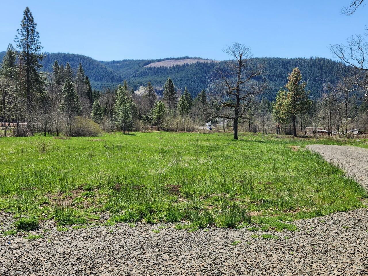 Property Photo:  42797 Highway 62  OR 97536 