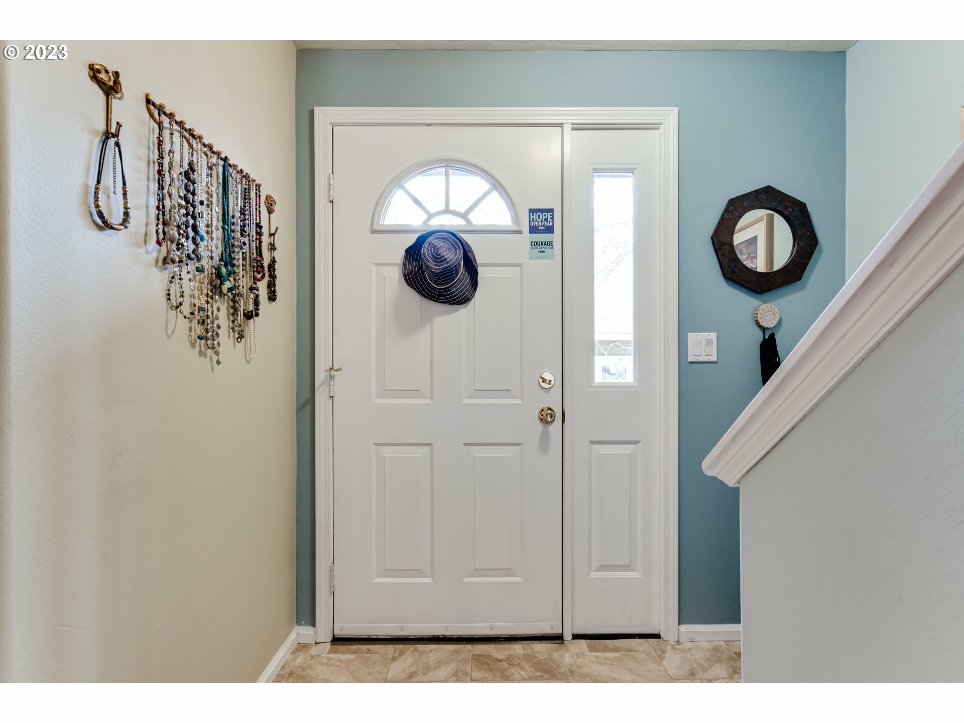 Property Photo: 1586 Fetters Loop OR 97402