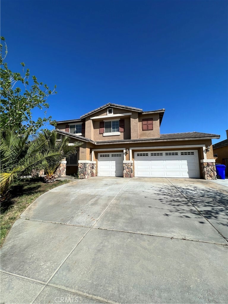 Property Photo:  13553 Dellwood Rd  CA 92392 