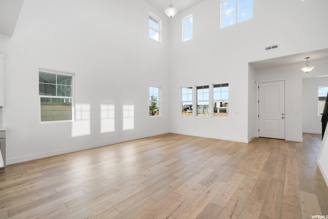 Property Photo: 617 W Juniper Hill Dr 136 UT 84790