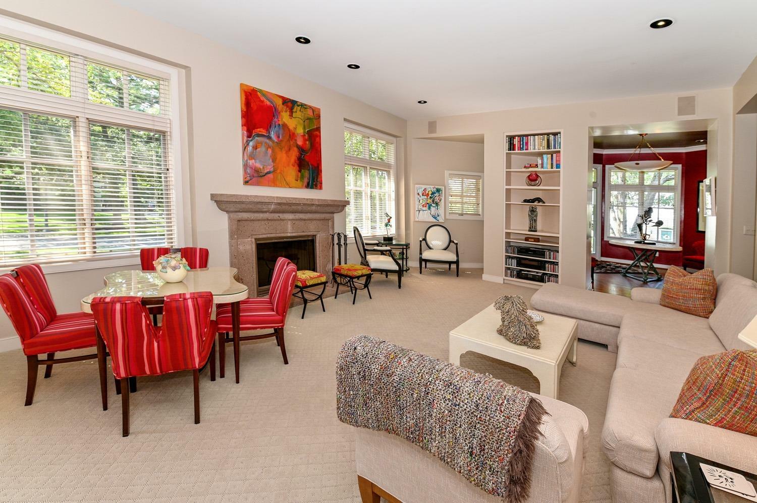 Property Photo:  4 Cloister Court  OH 45208 
