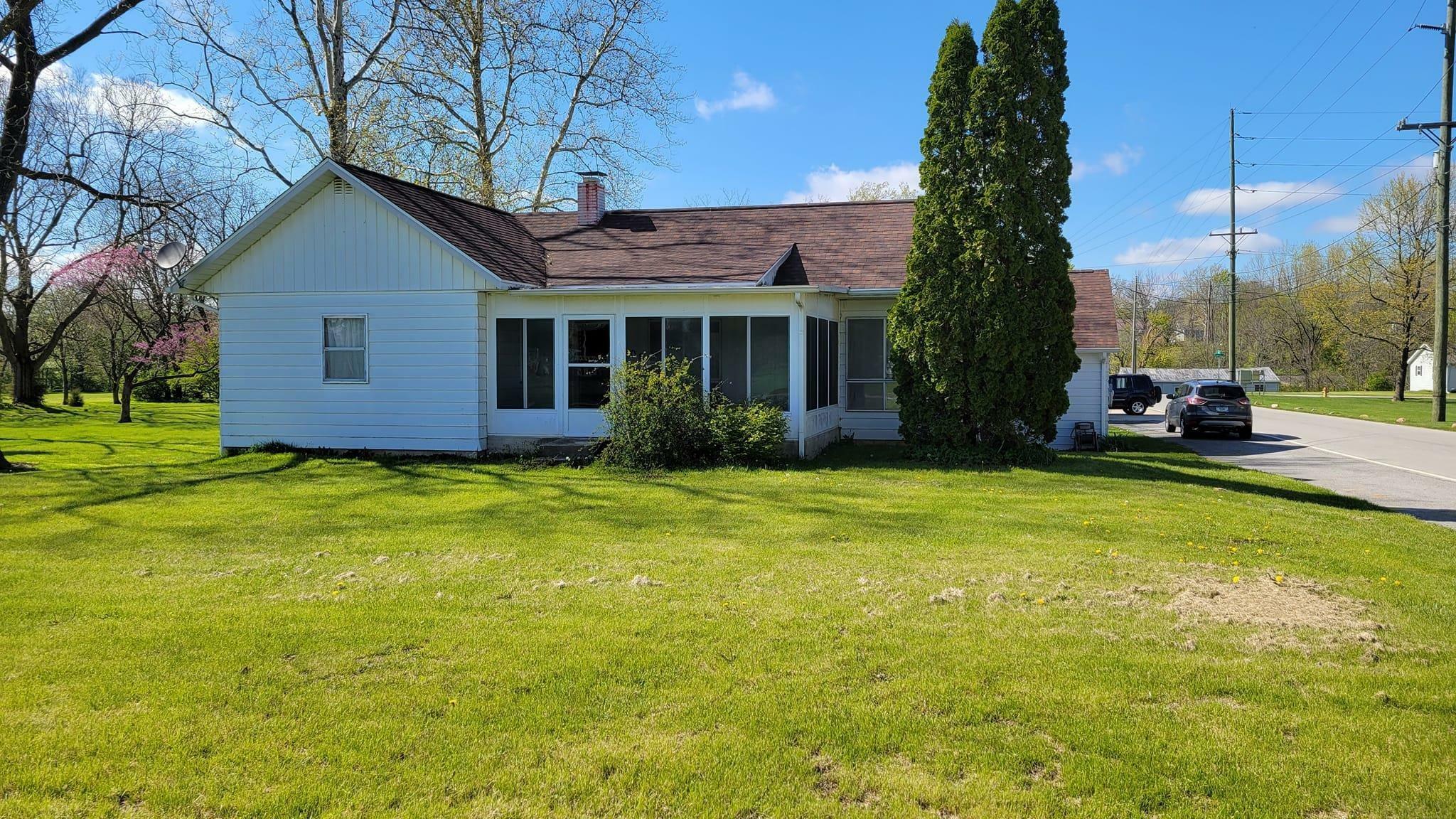 Property Photo:  906 William Street  IN 46750 