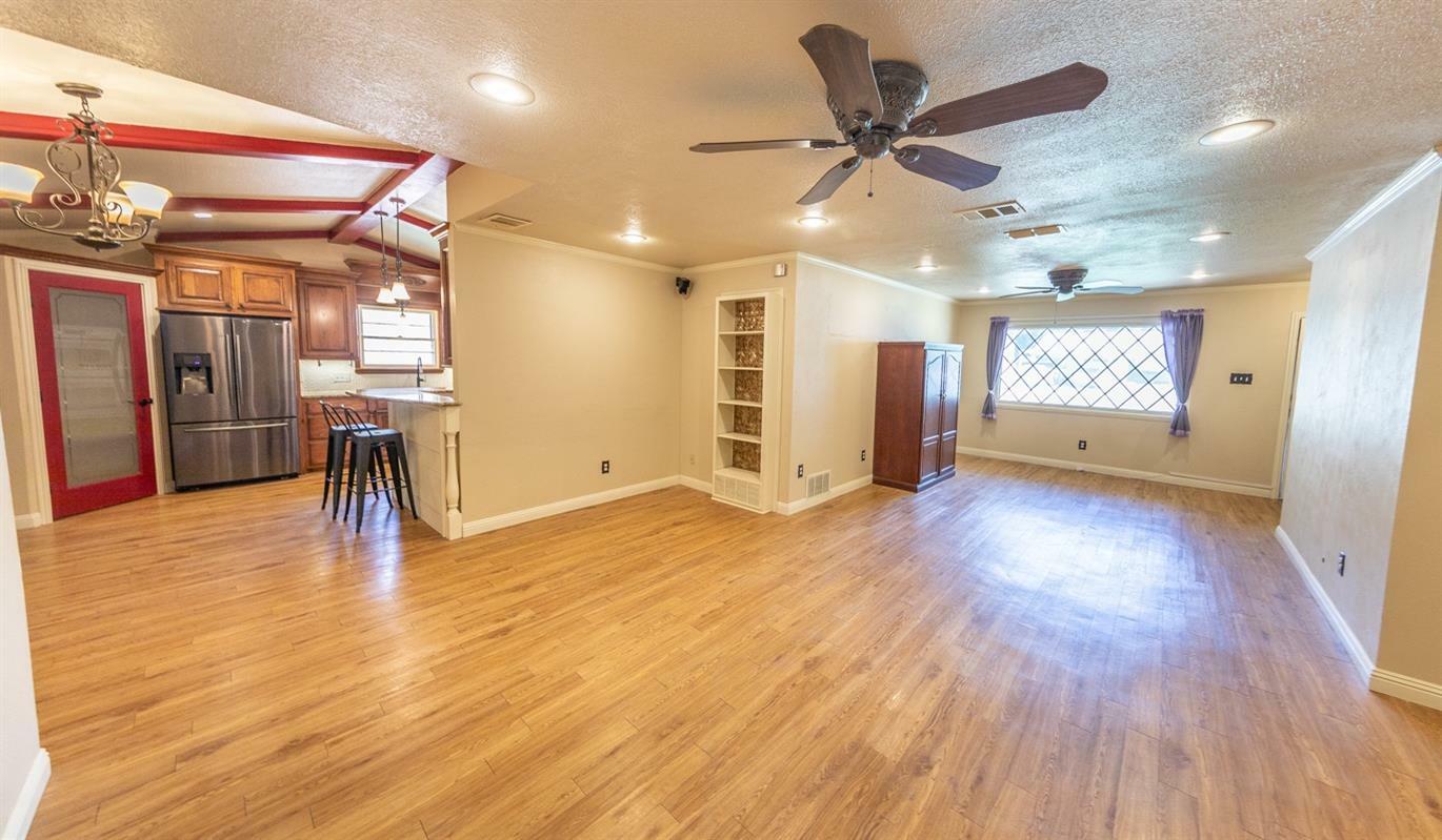 Property Photo: 4305 59th Street TX 79413