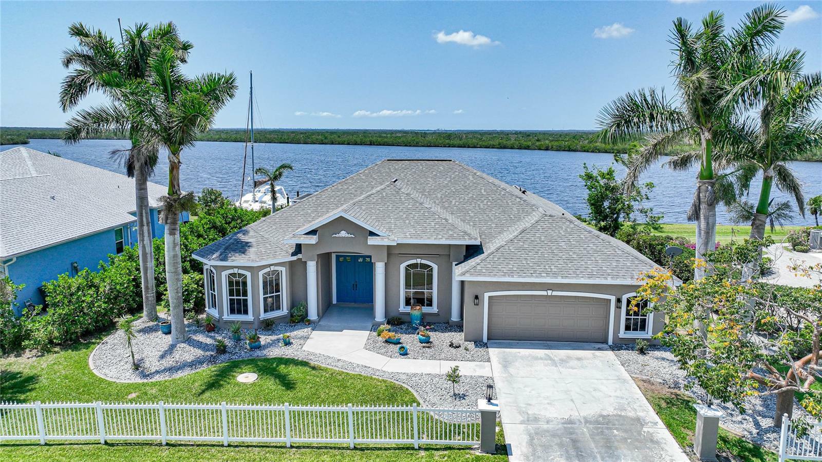 Property Photo: 17299 Ohara Drive FL 33948