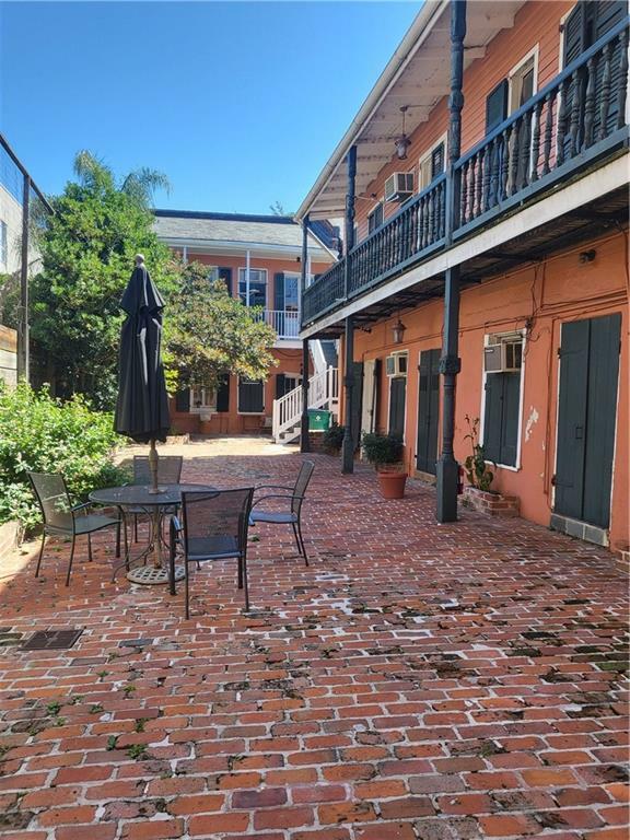 Property Photo: 817 St Ann Street 1-B LA 70116