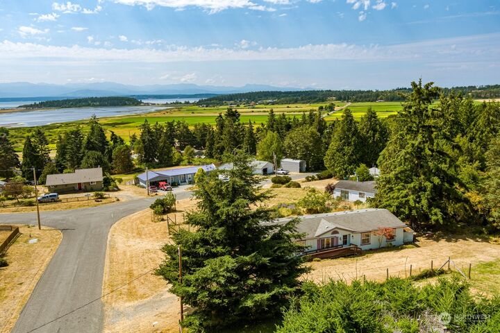 906 Casey Avenue  Coupeville WA 98239 photo