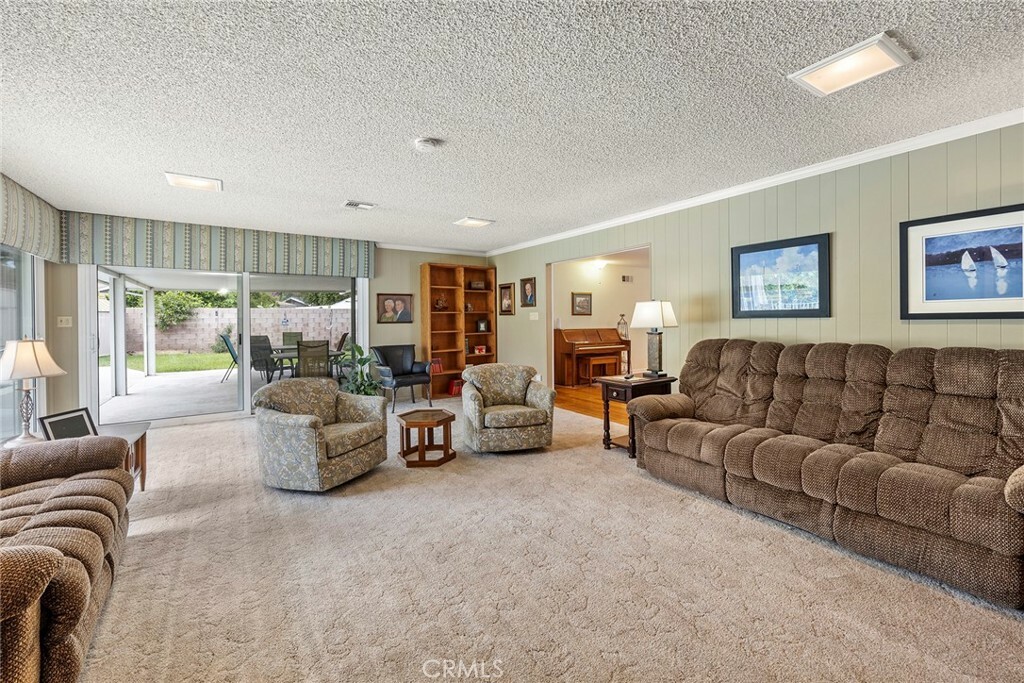 Property Photo:  2925 Floravista Court  CA 92503 