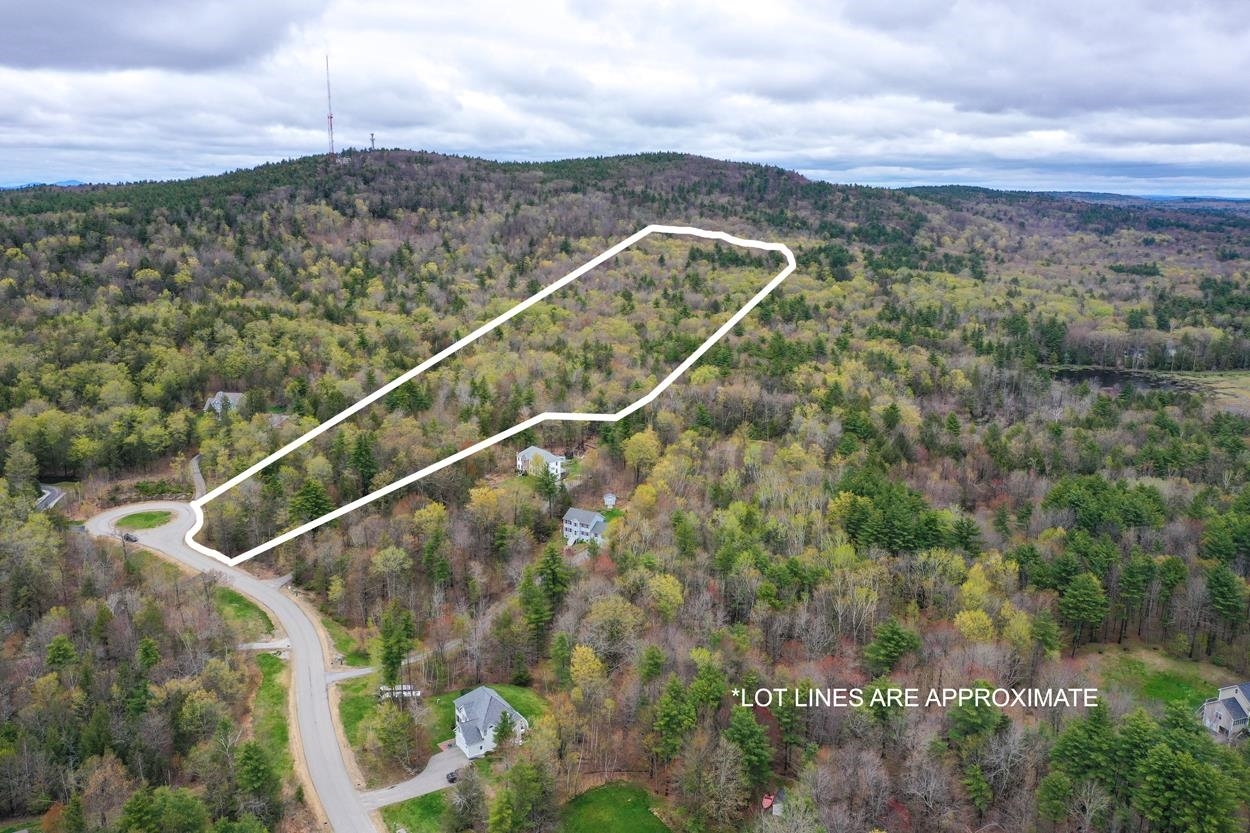 Property Photo: 11 Wild Turkey Road NH 03037