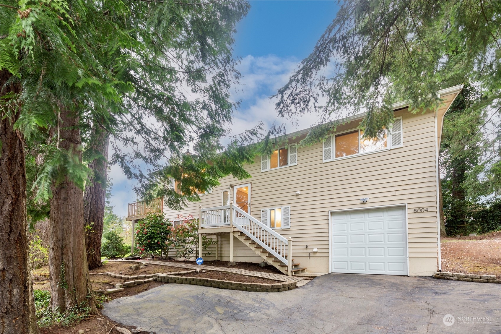 Property Photo: 8004 NE 123rd Street WA 98034