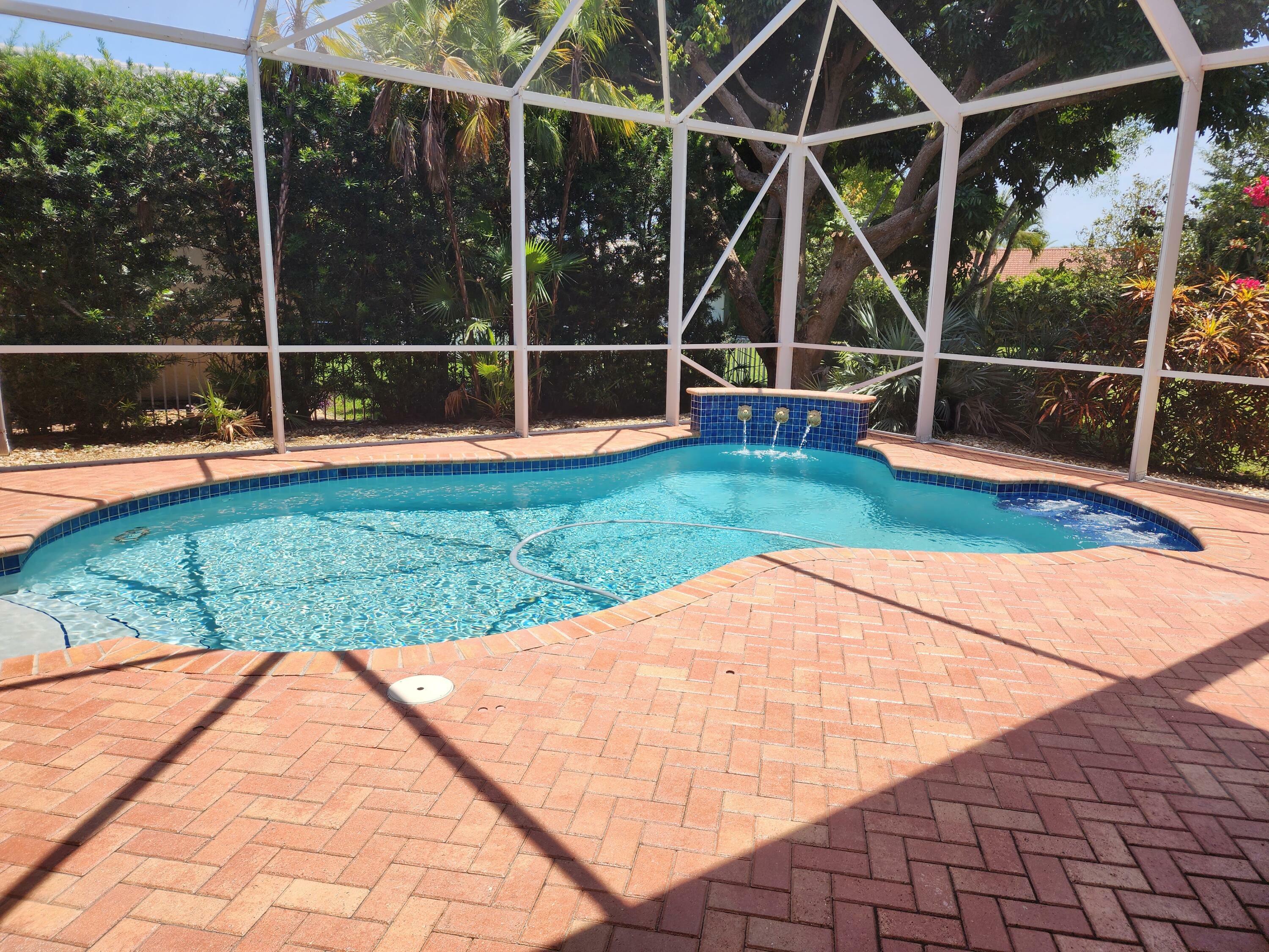 Property Photo:  9331 Vedra Pointe Lane  FL 33496 