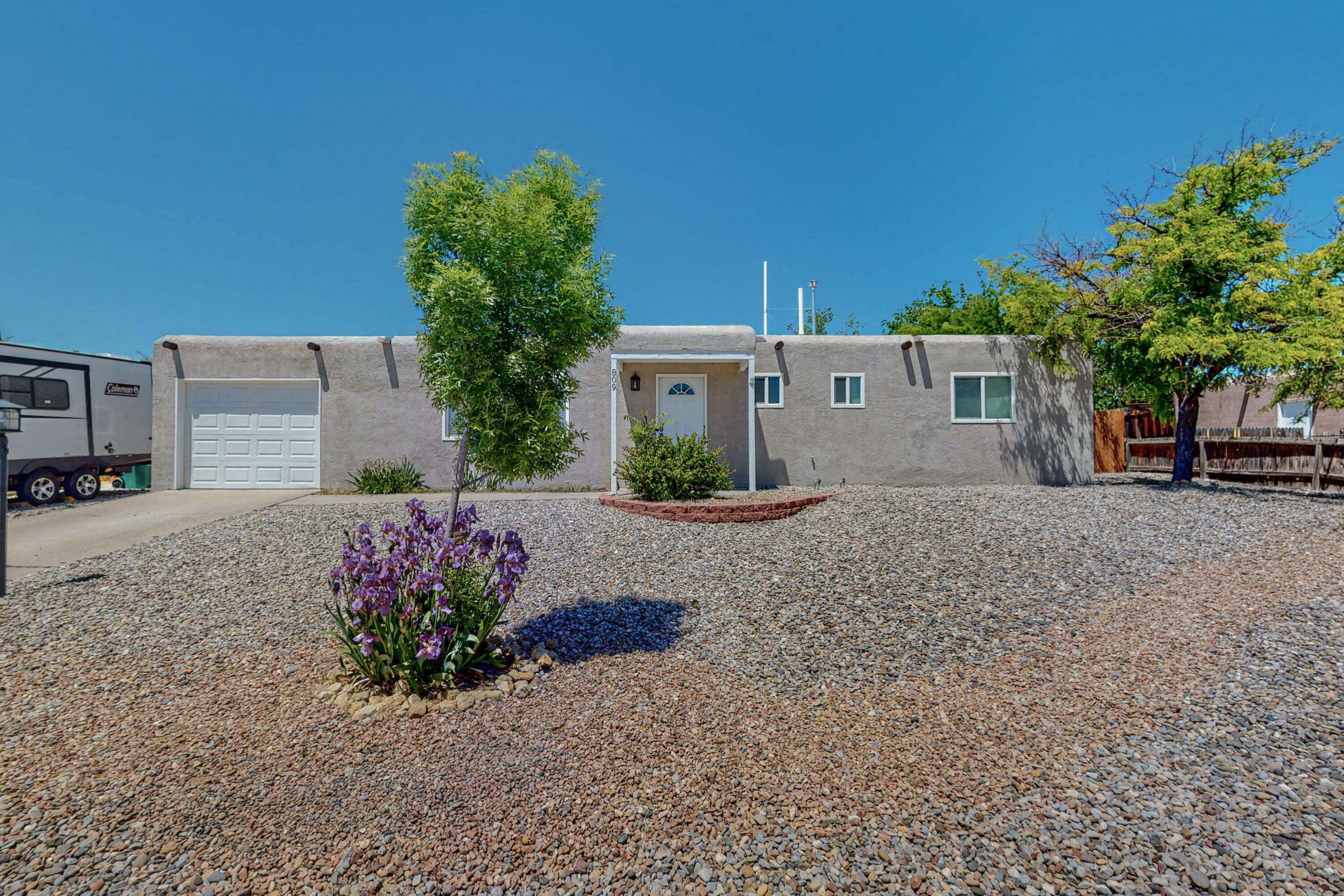 Property Photo:  809 La Casa De Prasa Drive SE  NM 87124 