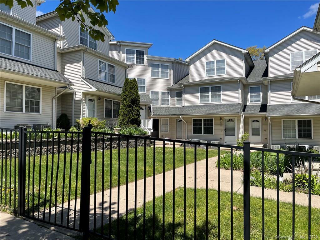 Property Photo:  33 Boston Terrace 9  CT 06610 