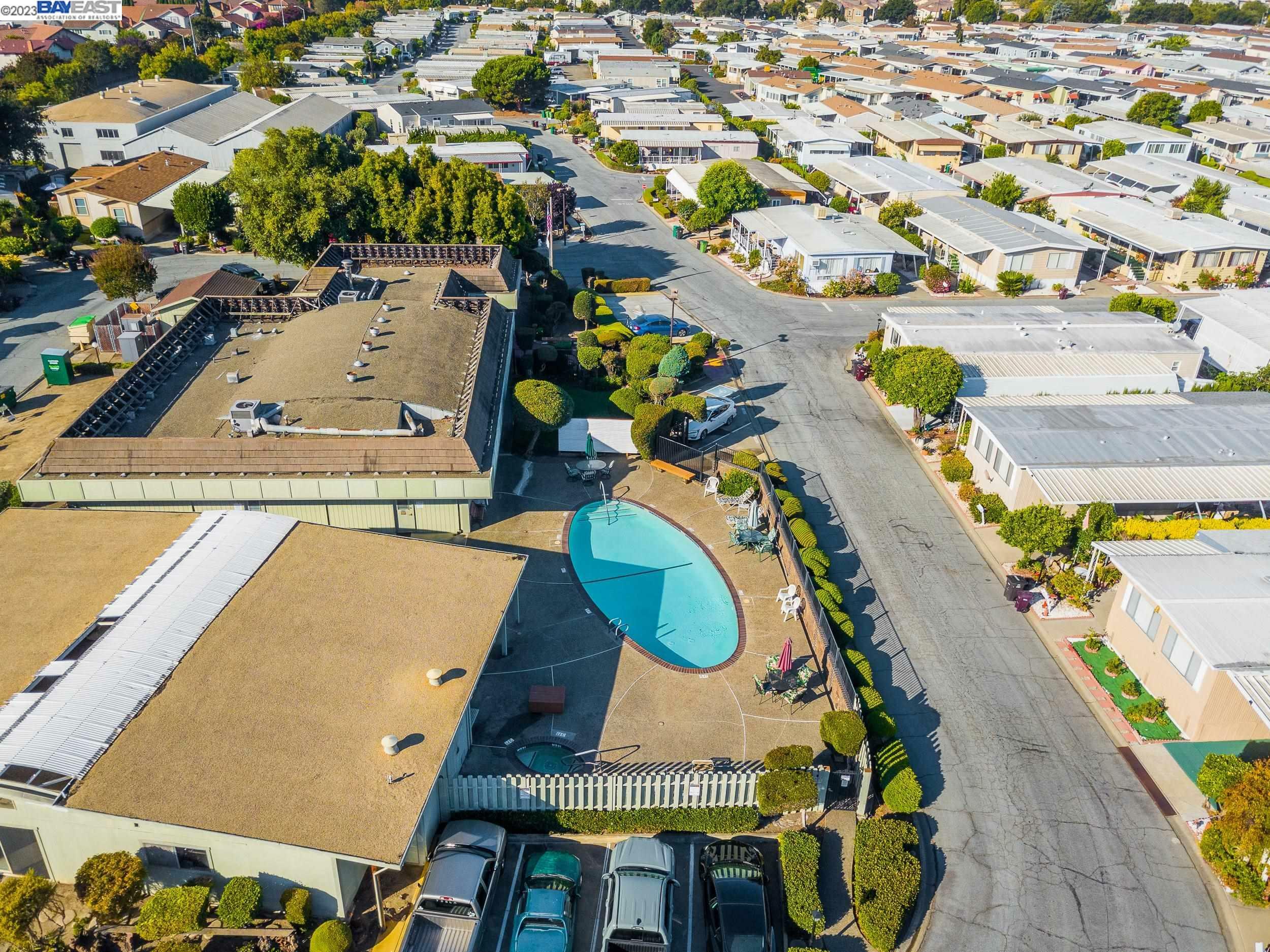 Property Photo: 1150 W Winton Ave 122 CA 94545