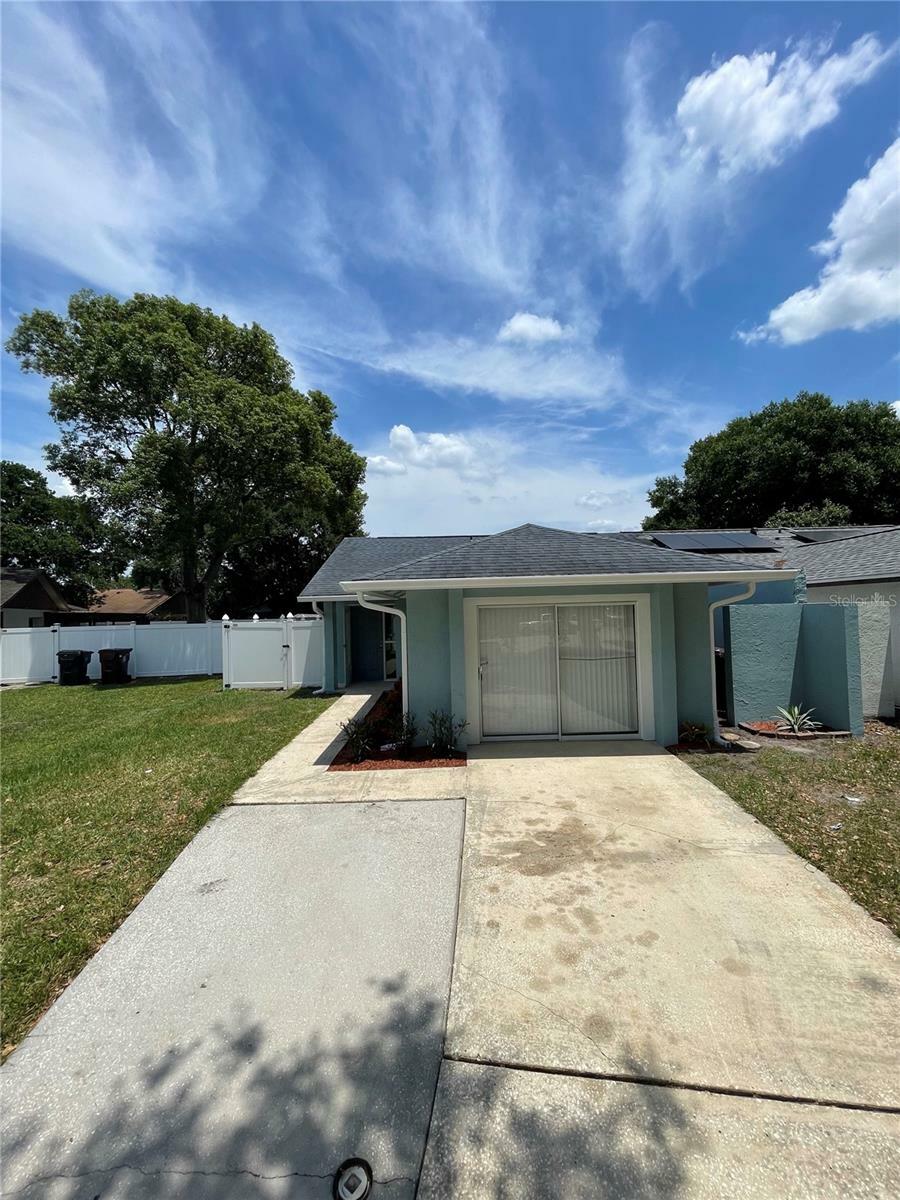 Property Photo:  5417 Serene Lane  FL 32822 