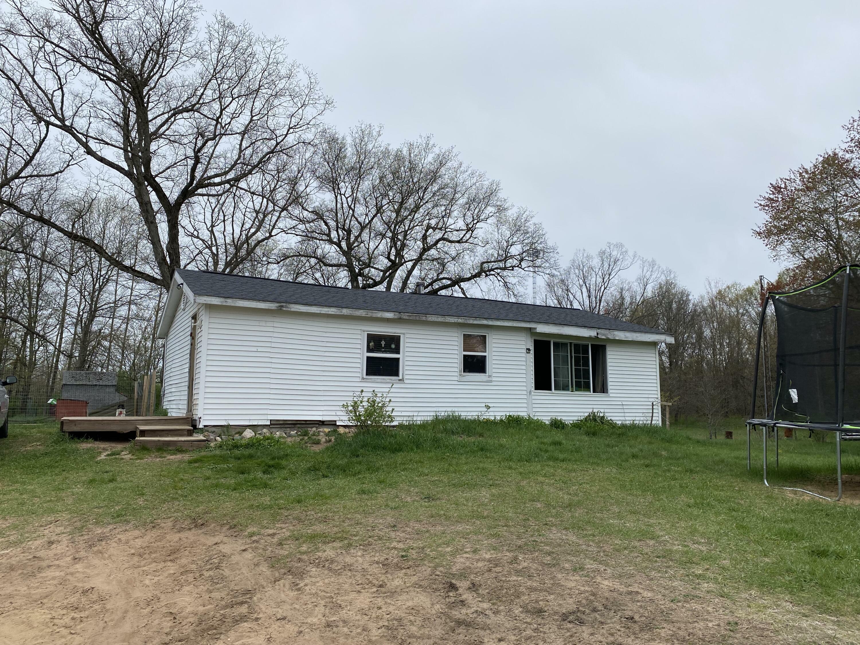 Property Photo:  1951 S Evergreen Drive  MI 49349 