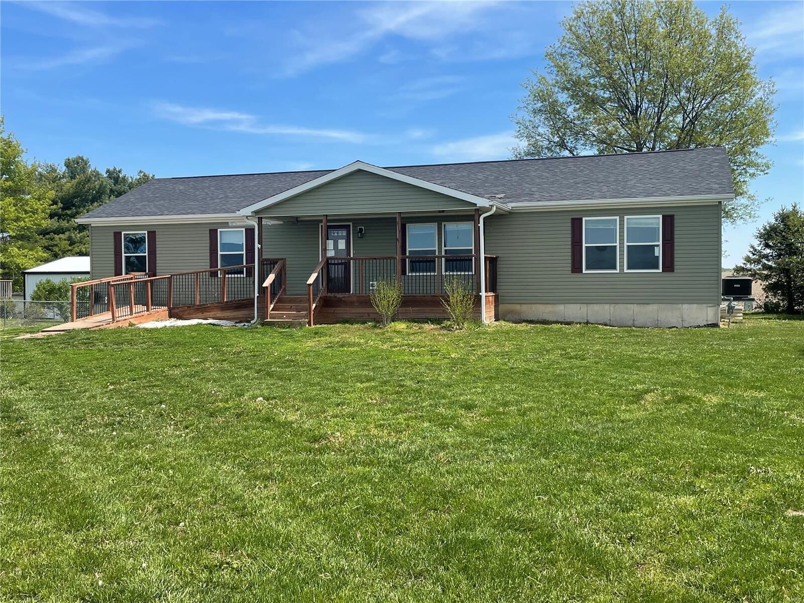 Property Photo: 22896 S Centennial Road IL 62052