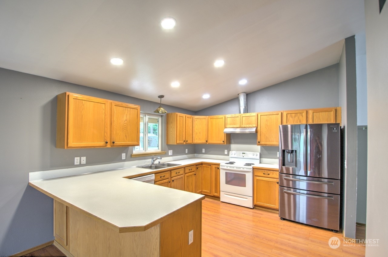 Property Photo:  18010 Upland Drive SE  WA 98597 