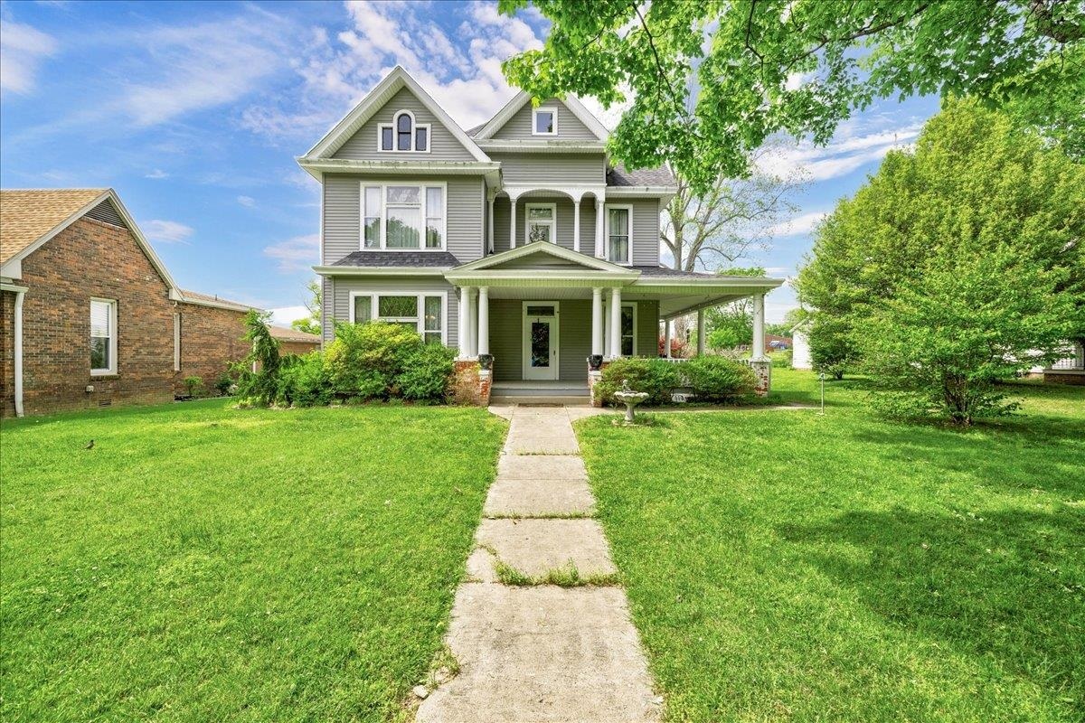 Property Photo: 322 S Morgan St KY 42437