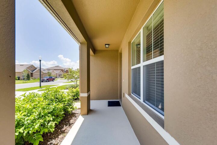 Property Photo: 3733 Sungrove Circle FL 32771