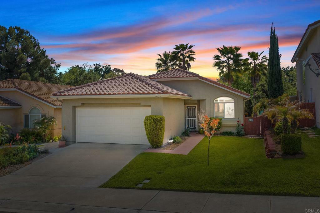 Property Photo:  29718 Platanus Drive  CA 92026 