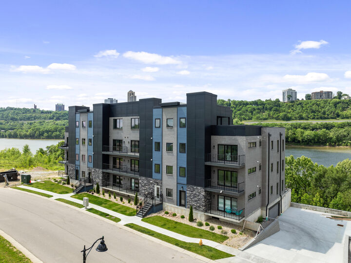 Property Photo: 739 Manhattan Boulevard KY 41074