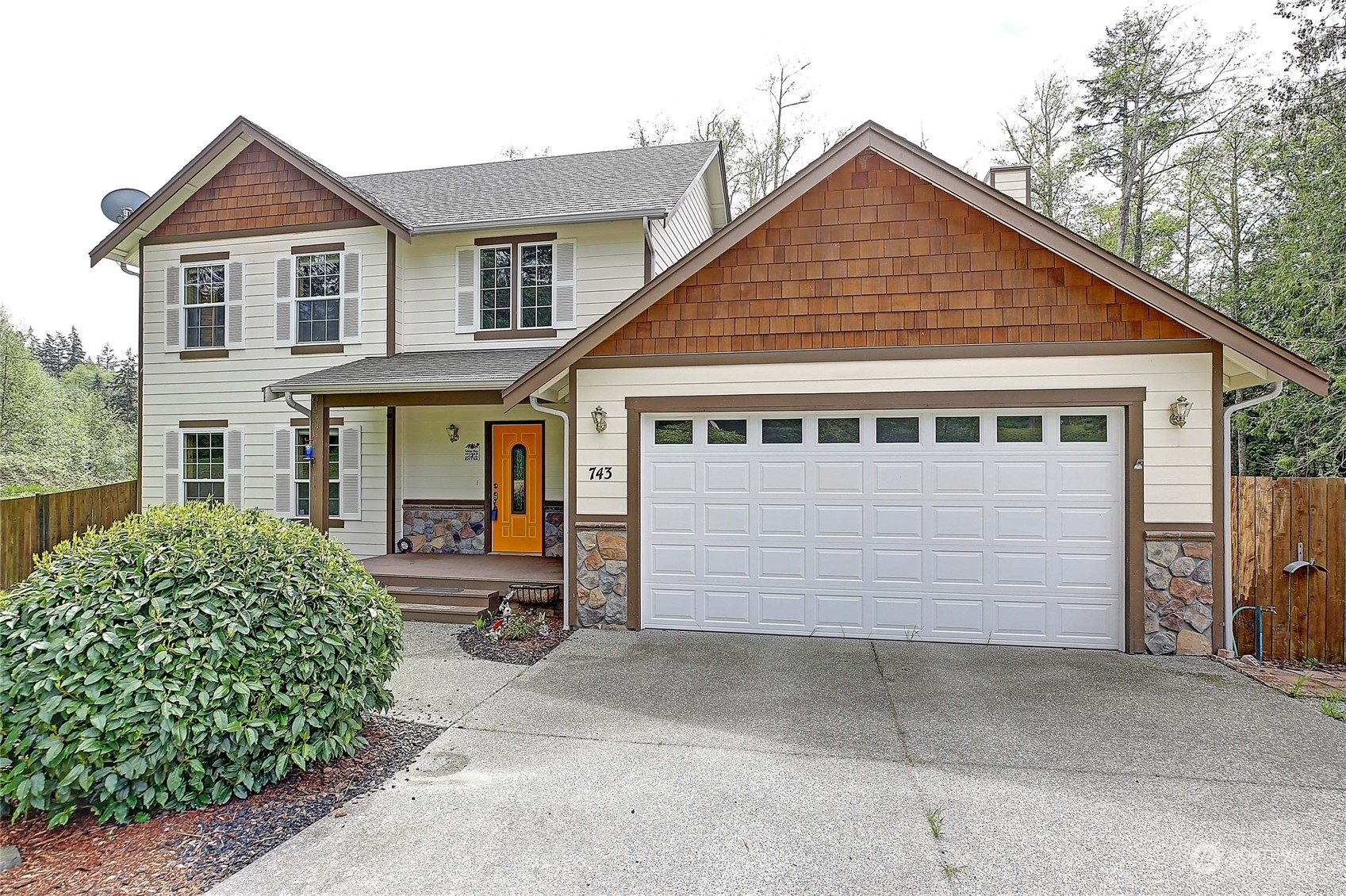 Property Photo:  743 Nickashawn Lane  WA 98282 