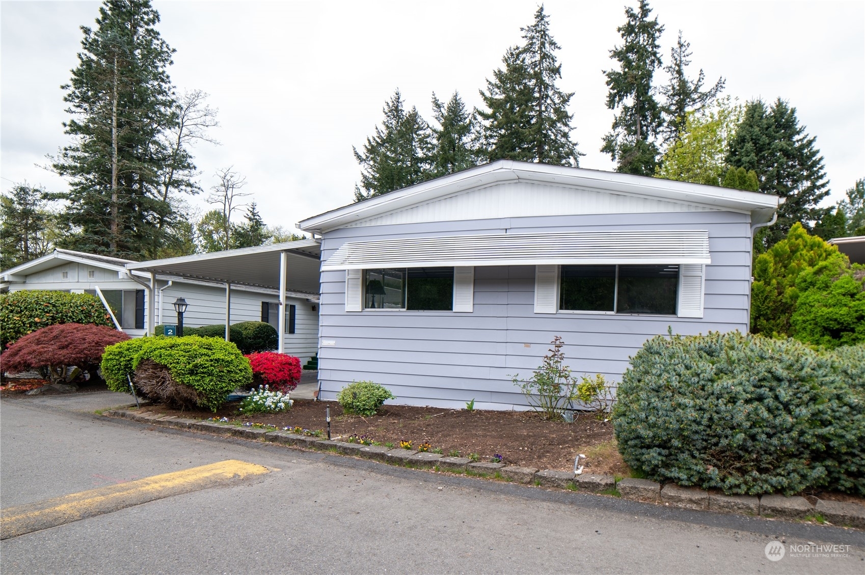 Property Photo:  1121 244th Street SW 2  WA 98021 