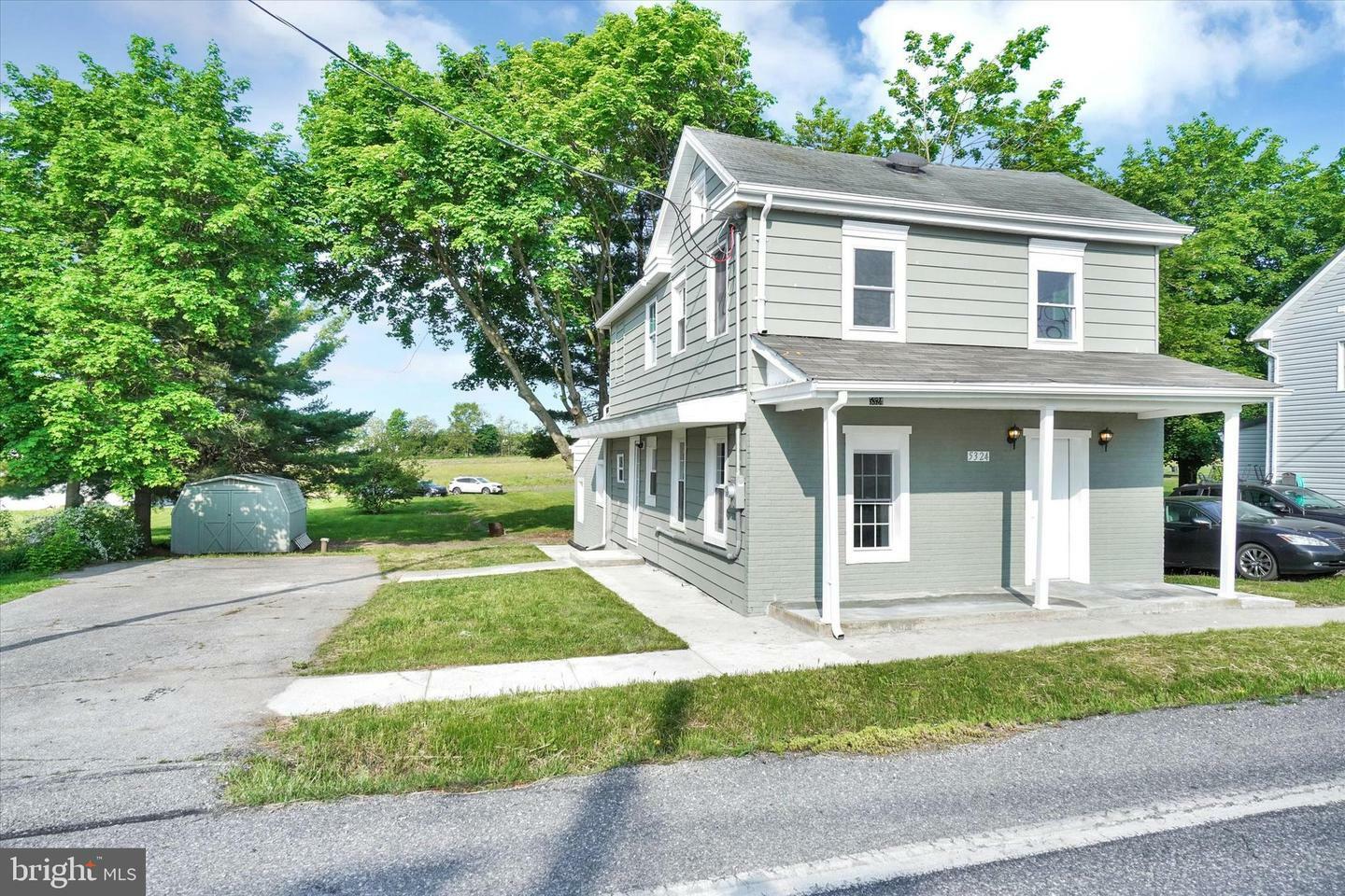 5324 Carlisle Pike  New Oxford PA 17350 photo