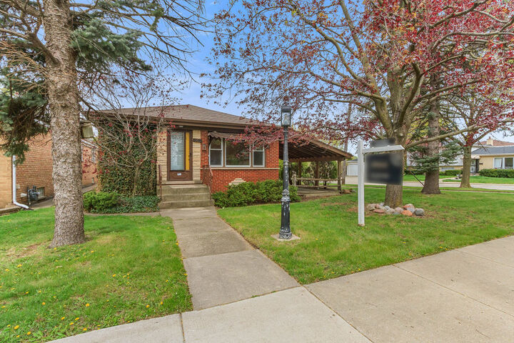 8046 Gross Point Road  Morton Grove IL 60053 photo