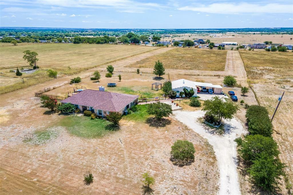 Property Photo:  4224 County Road 607  TX 76009 