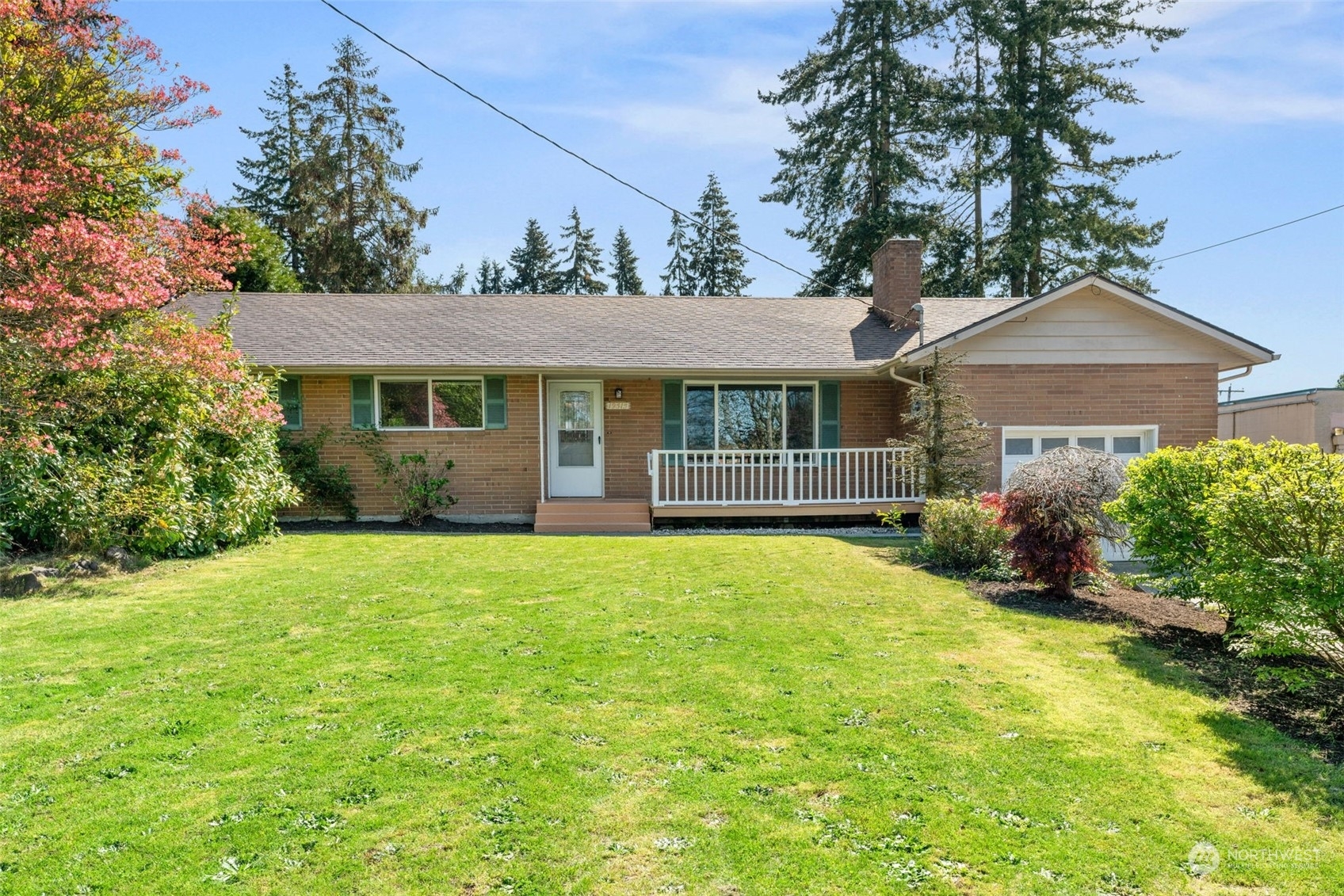 Property Photo:  19515 68th Avenue W  WA 98036 