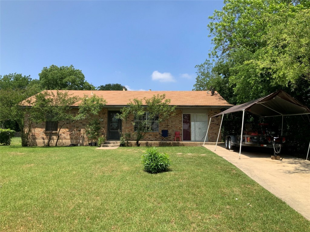 Property Photo:  206 Forest Street  TX 78626 