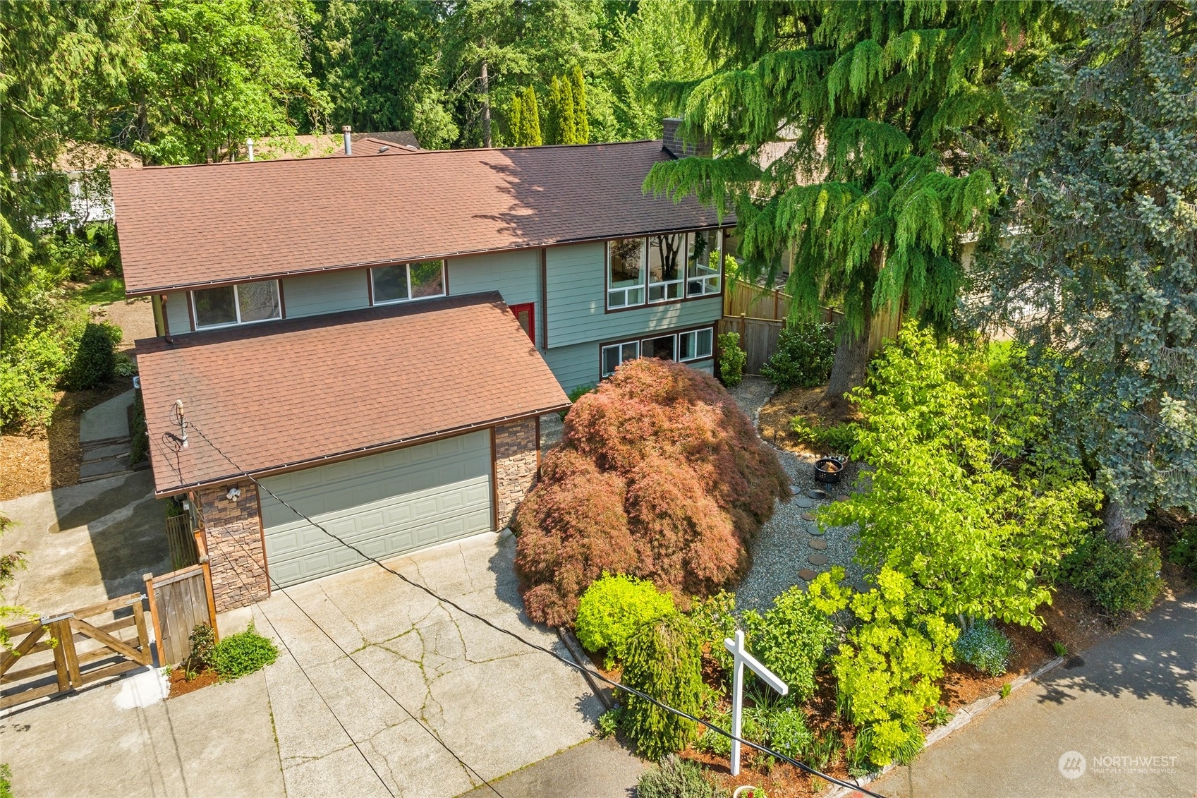 Property Photo:  10156 NE 113th Place  WA 98033 