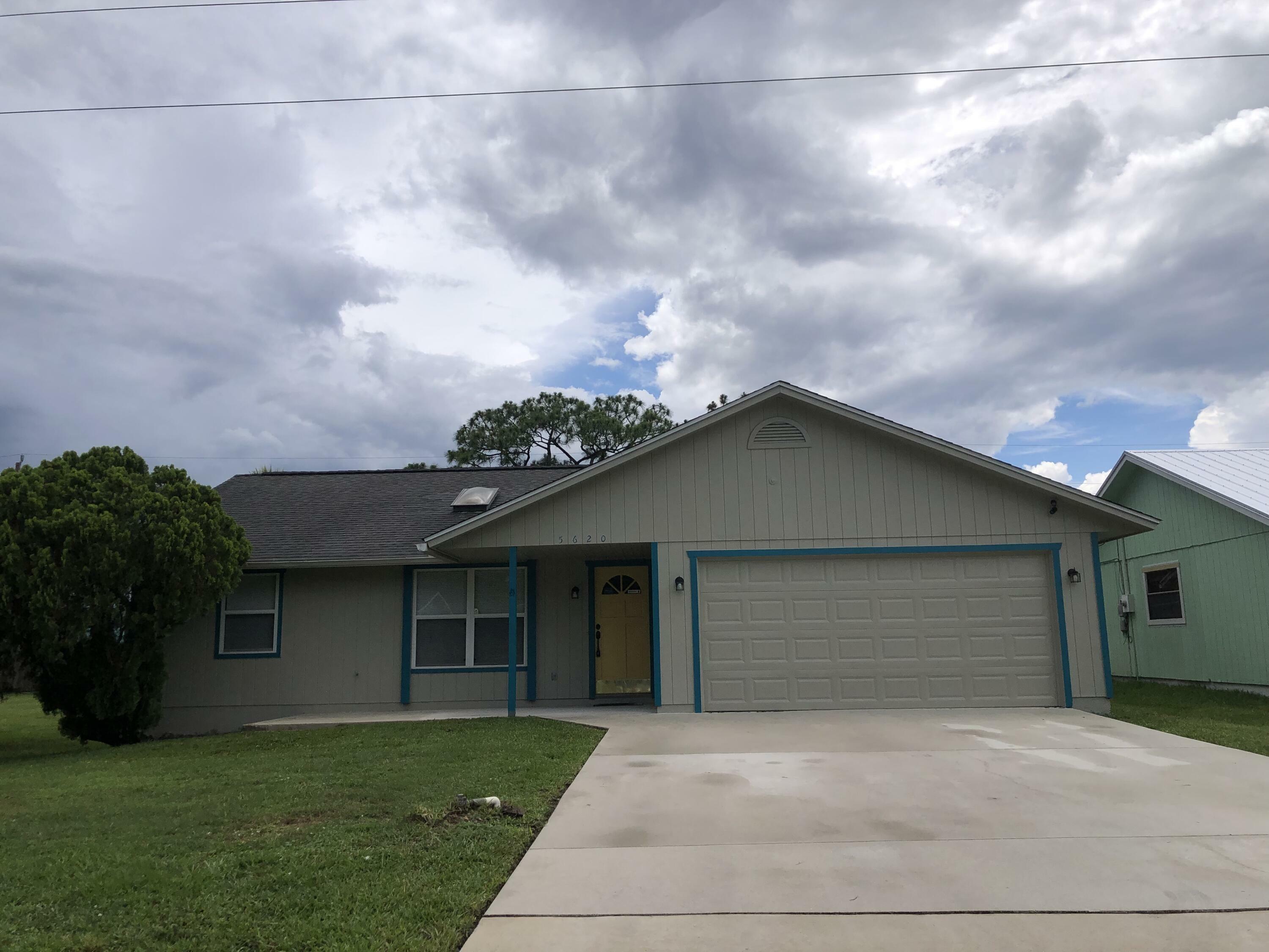 5620 SE Normandy Avenue  Stuart FL 34997 photo