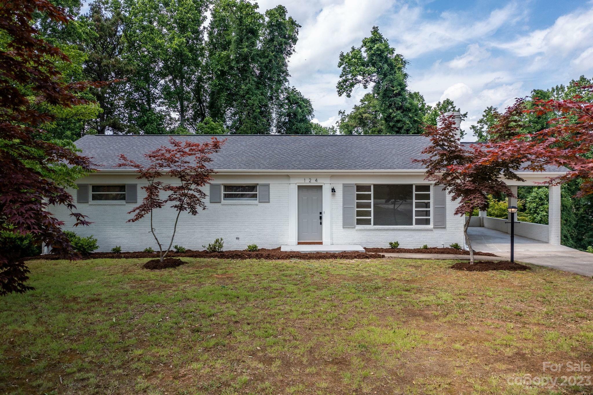 Property Photo:  124 28th Ave Drive NW  NC 28601 