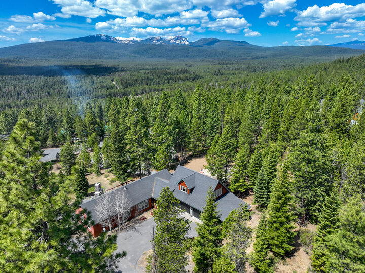 18745 Clear Spring Way  Crescent Lake OR 97733 photo