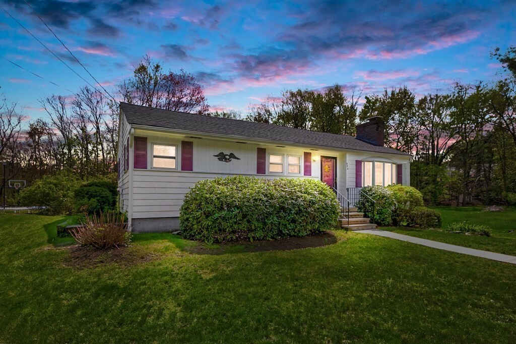 Property Photo: 396 Russell St MA 01801