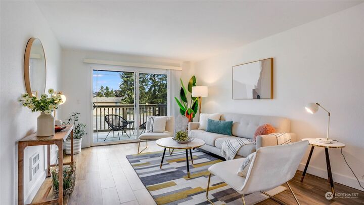 502 141st Avenue SE 46  Bellevue WA 98007 photo