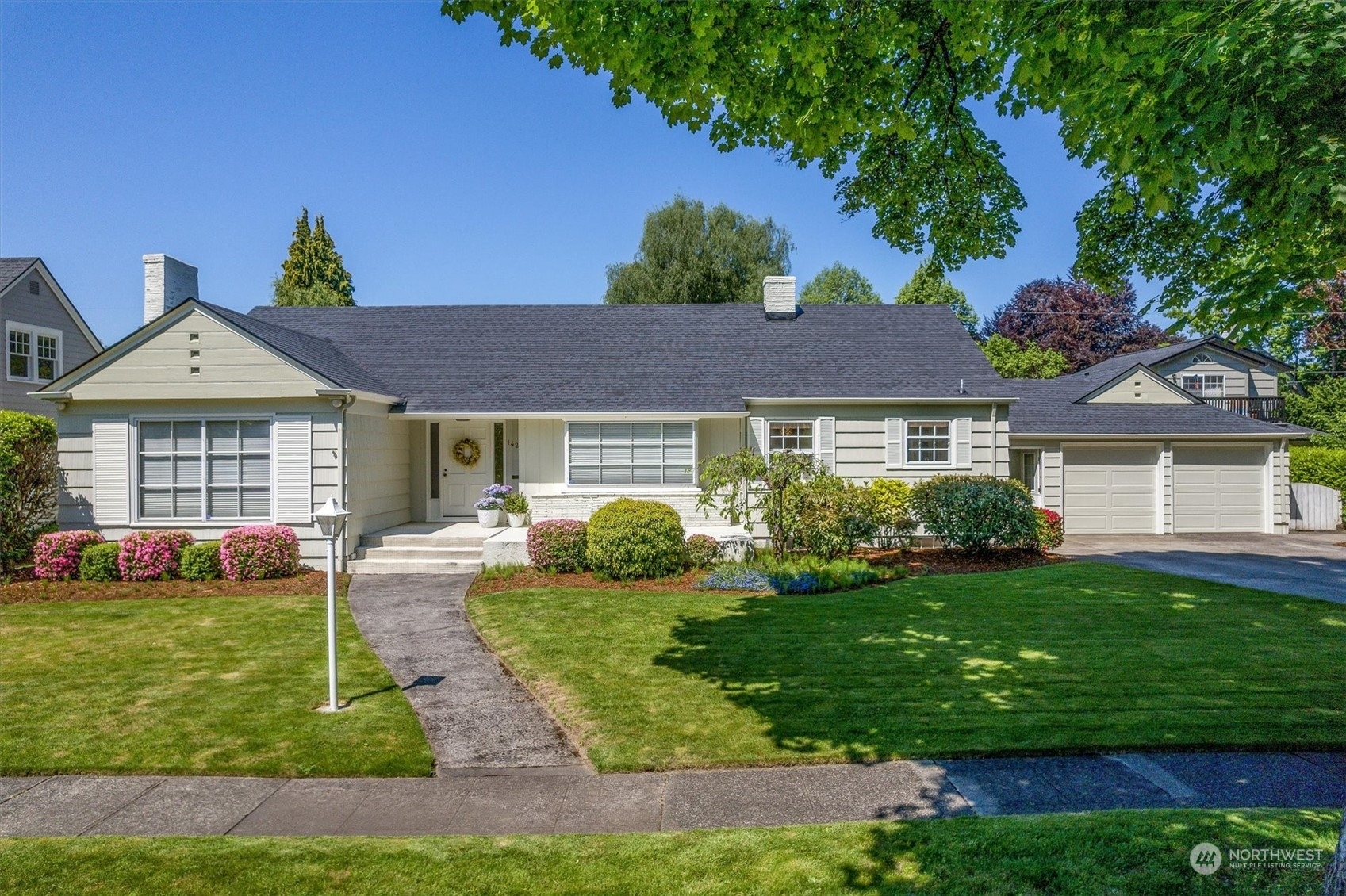 Property Photo:  1427 23rd Avenue  WA 98632 