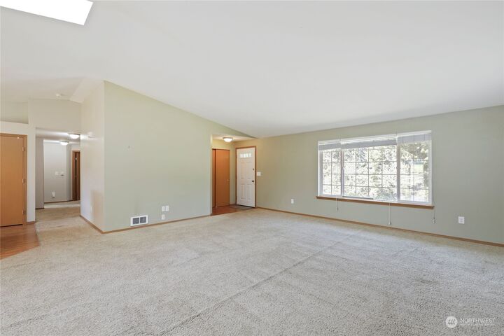Property Photo: 740 E Thornton Road WA 98584