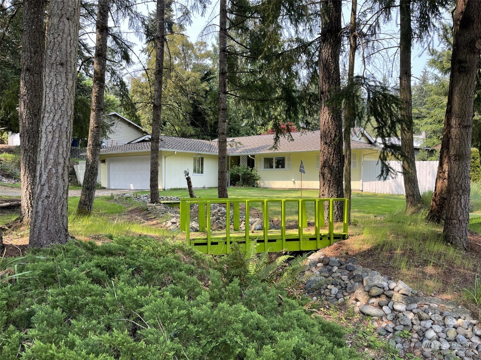 Property Photo:  12920 NE 31st Street  WA 98005 