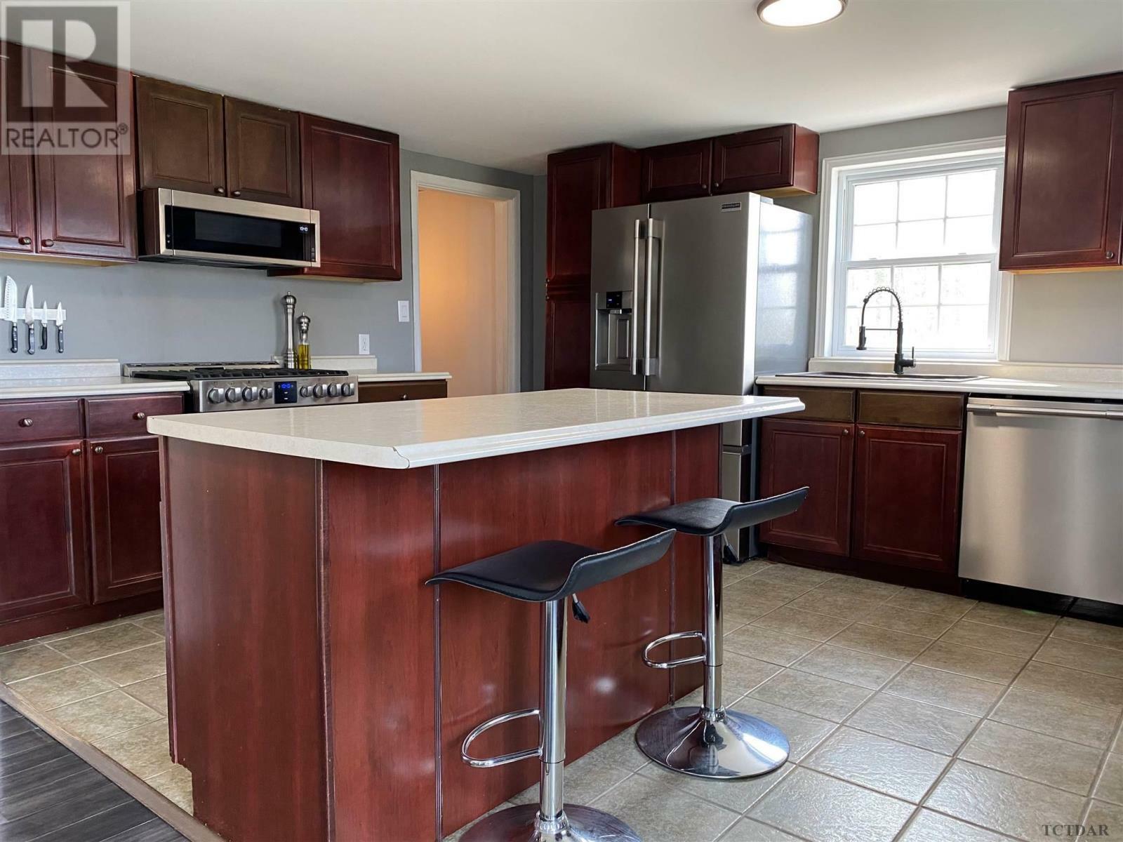 Property Photo:  742381 Dawson Point Rd  ON P0J1P0 
